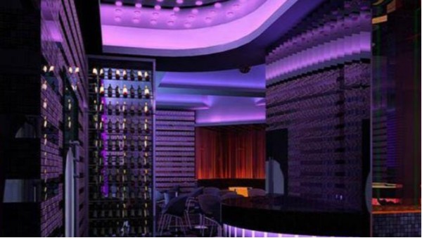 能做出優質燈光控制器的廠家，透露著什麽信息呢?